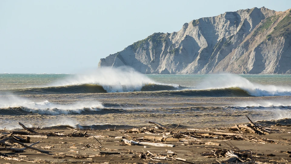 Fun river bar peelers | Photo Jereme Aubertin