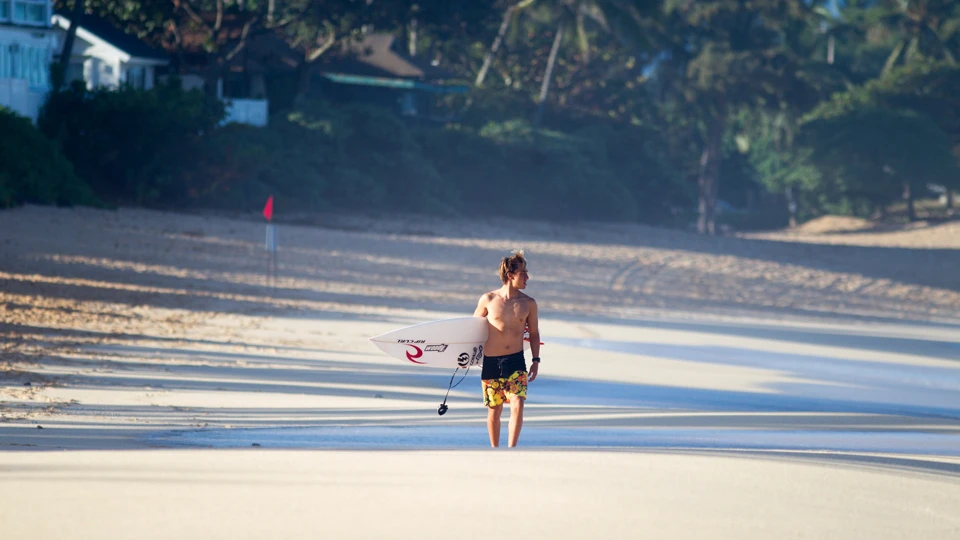 The nervous walk to Pipeline. Photo: Mike Smolowe