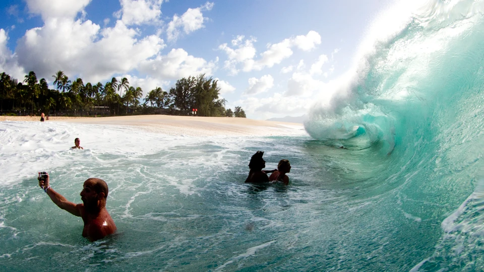 The best place on the North Shore for swimming Keiki. So much fun! Photo: Mike Smolowe