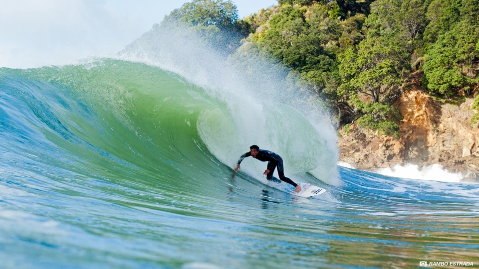 Dune and the water angle from the previous wave. Photo: Estrada