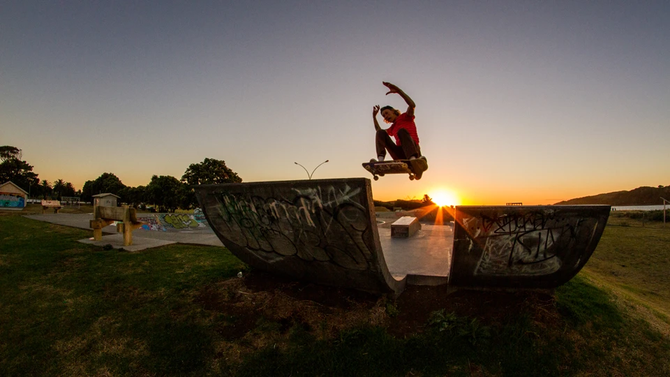 Troy skates just as well as he surfs, sunset Raglan bowl | Photo: Jereme Aubertin