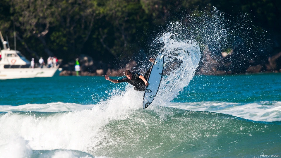 Patent frontside surfing from Braedon Williams. Photo: Digga