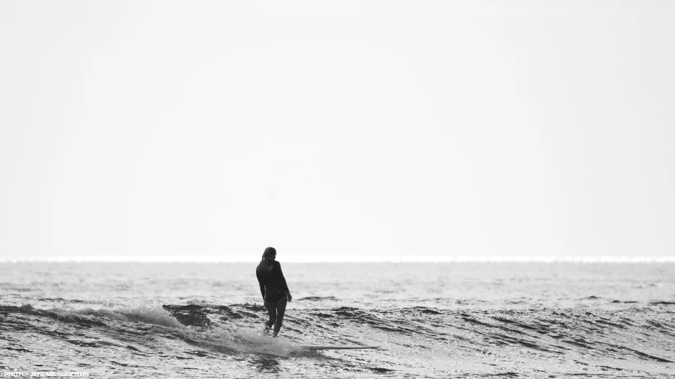 Mischa Davis, always elegant on water. Photo: Jereme Aubertin