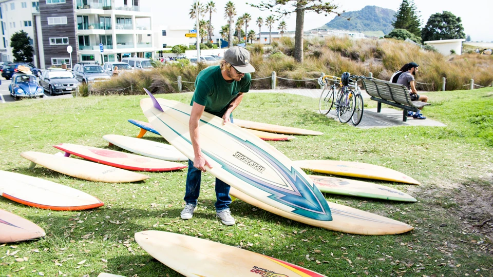 Tyler Warren with an old Tony Waterhouse Greyseal | Photo: Jereme Aubertin