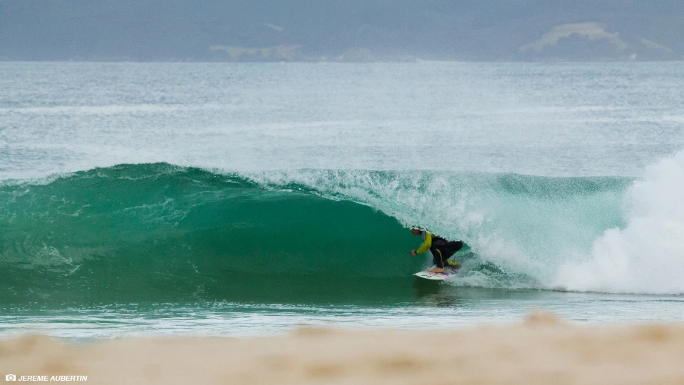 Ben Poulter ventured over from Raglan in search of hollow rights and wasn't disappointed. Photo: Jereme Aubertin 