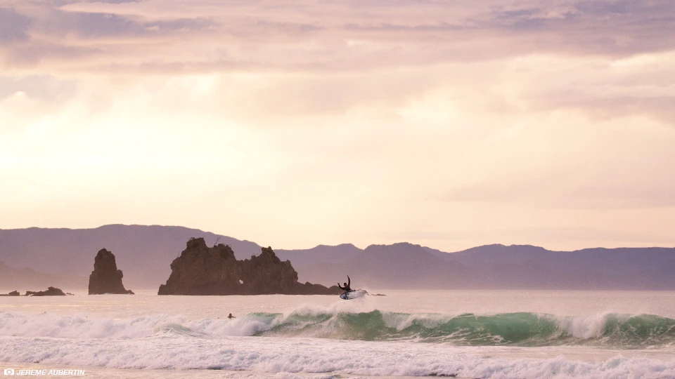 Braedon Williams arvo boost a few hours North of his Whangamata home. Photo Jereme Aubertin